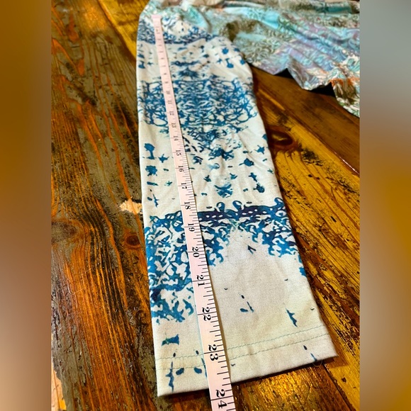 Long Sleeves Top - Picture 6 of 7